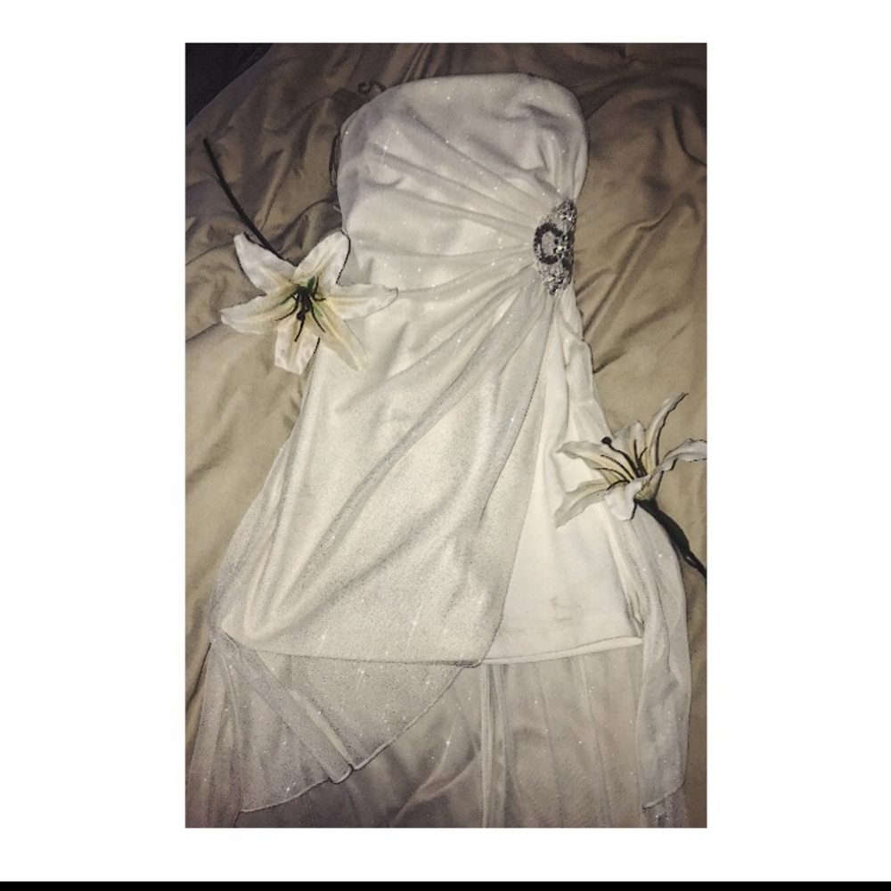 SPARKLING WHITE FORMAL DRESS